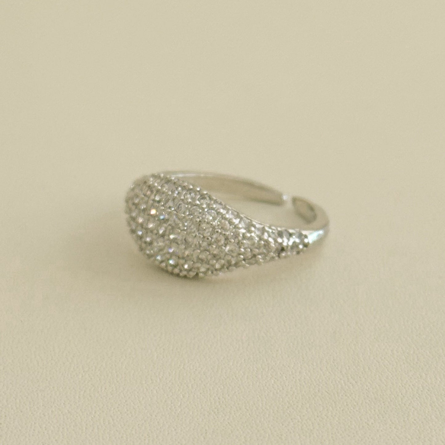.Anillo Aneesa
