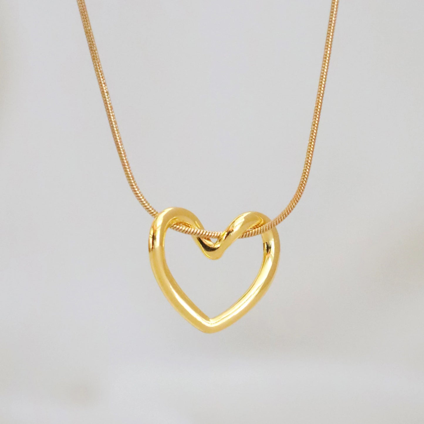 Collar Atlas Gold