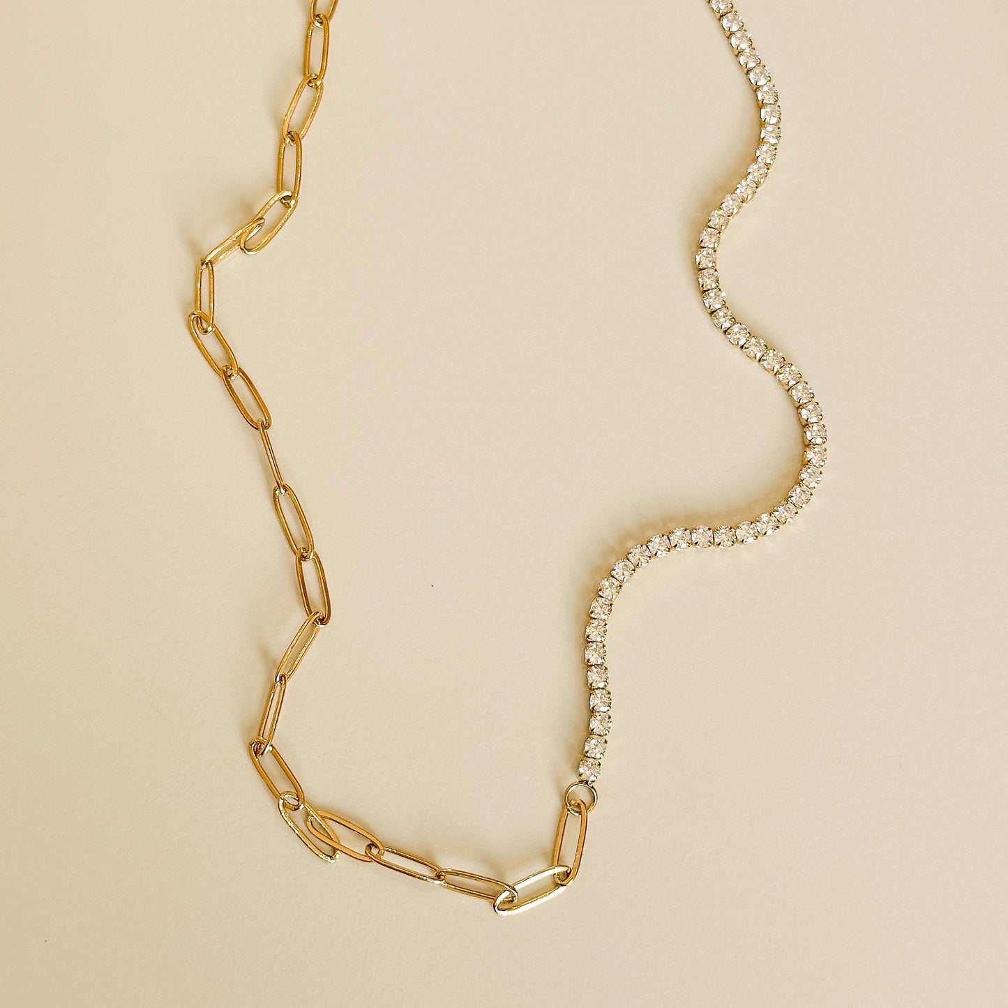 -Cadena Victoria