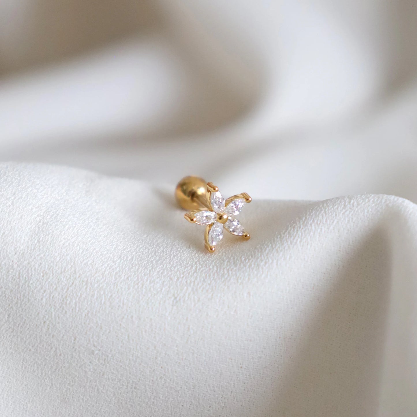 Piercing Gardenia.