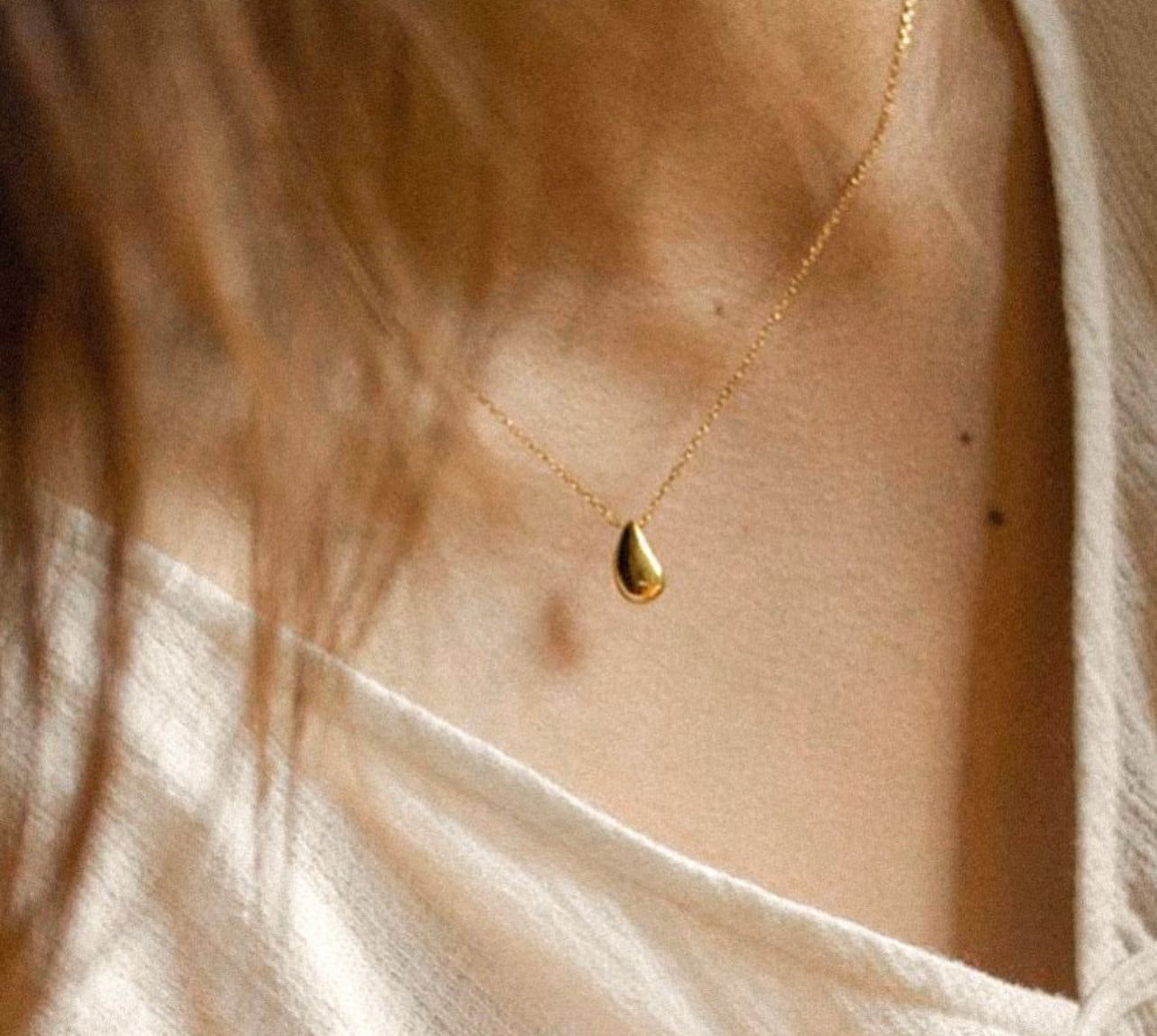 Collar Gota!