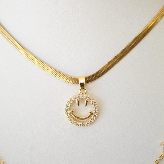 Collar haide feliz