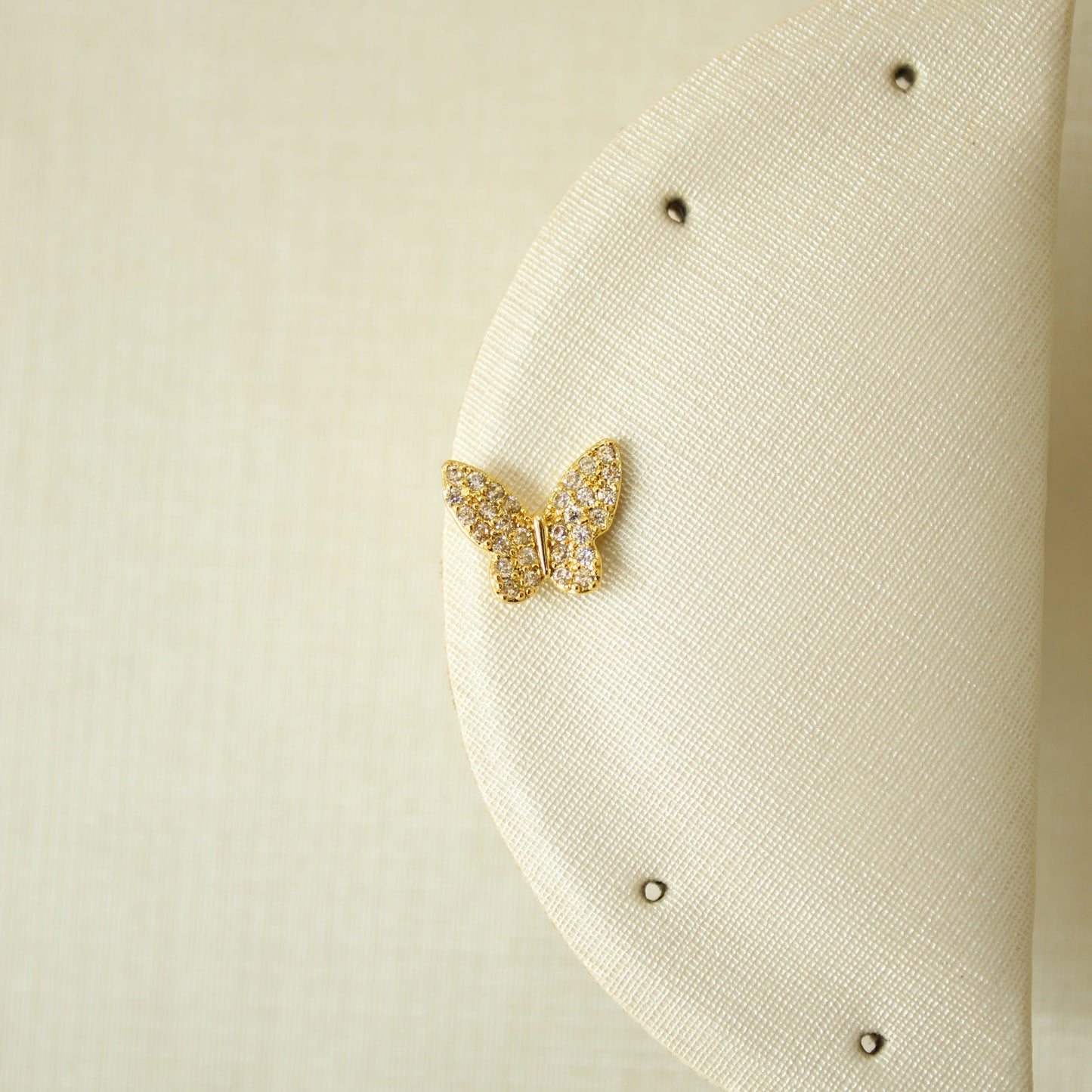 Piercing mariposa